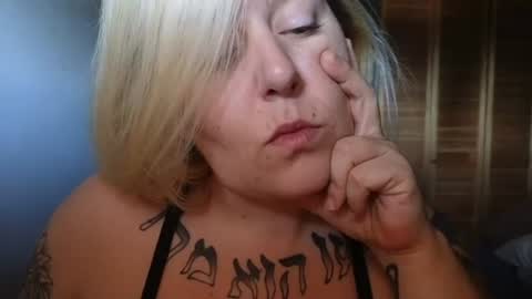 Snapshot of theauroramae chatting on June 18, 2026, 3:49 pm theauroramae - online show from June 18, 2026, 3:49 pm