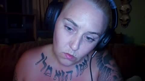 Snapshot of theauroramae chatting on July 7, 2026, 5:32 am theauroramae - online show from July 7, 2026, 5:32 am