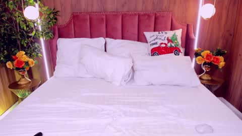 Snapshot of thebaewatch chatting on December 29, 2024, 10:56 am BaeWatch online show from December 29, 2024, 10:56 am