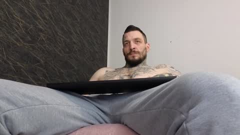 John online show from February 5, 2025, 9:36 am