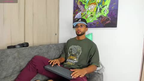 theblack_frank online show from December 2, 2025, 12:43 pm