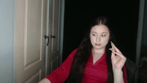raissa online show from June 7, 2026, 5:38 pm