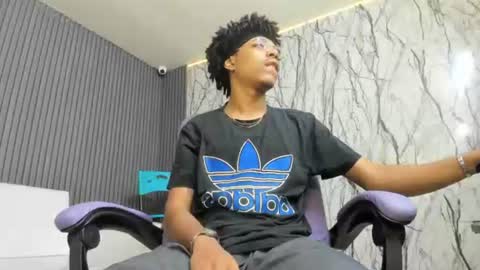 Snapshot of theblackflavor chatting on June 11, 2026, 1:42 pm Flavor online show from June 11, 2026, 1:42 pm