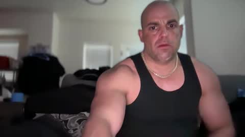 Snapshot of thebuzz777 chatting on March 6, 2025, 12:10 am theBuzz777 online show from March 6, 2025, 12:10 am