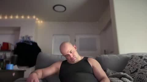 Snapshot of thebuzz777 chatting on March 6, 2025, 8:19 am theBuzz777 online show from March 6, 2025, 8:19 am