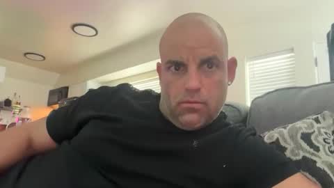 Snapshot of thebuzz777 chatting on November 19, 2025, 6:08 pm theBuzz777 online show from November 19, 2025, 6:08 pm