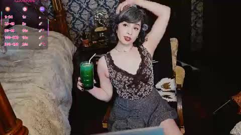 Snapshot of thecamwoman chatting on June 20, 2026, 8:22 pm Joan online show from June 20, 2026, 8:22 pm