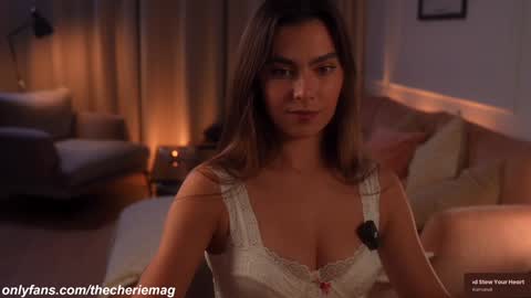 Cherie   online show from December 3, 2025, 8:40 pm