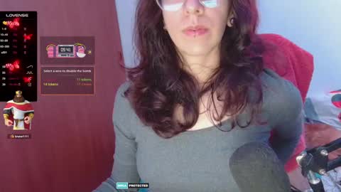 Snapshot of thecherry_paulette chatting on February 13, 2025, 12:13 am Paulette online show from February 13, 2025, 12:13 am
