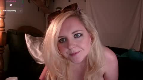 Snapshot of thedancingalien chatting on July 15, 2026, 5:23 am Kassandra Grant online show from July 15, 2026, 5:23 am