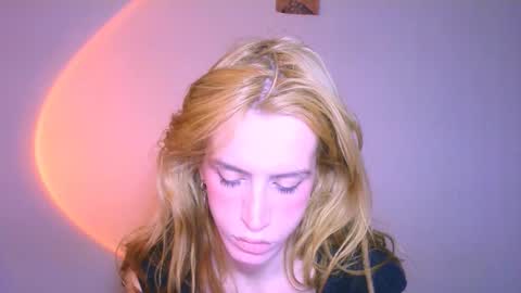 Snapshot of thedollxxxperience chatting on February 15, 2026, 6:04 pm Yolanda online show from February 15, 2026, 6:04 pm