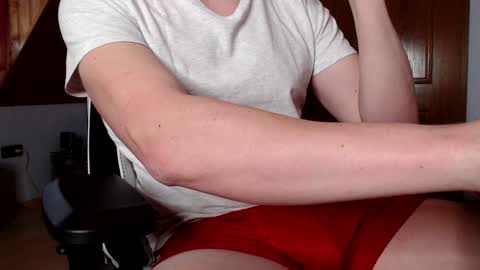 Snapshot of thedome372 chatting on February 1, 2025, 2:34 pm thedome372 online show from February 1, 2025, 2:34 pm