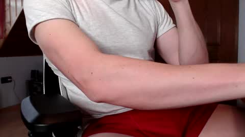 Snapshot of thedome372 chatting on February 13, 2025, 9:09 am thedome372 online show from February 13, 2025, 9:09 am