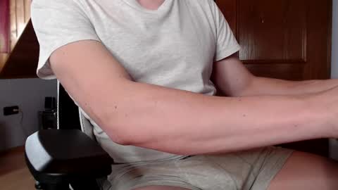 Snapshot of thedome372 chatting on March 7, 2025, 2:45 pm thedome372 online show from March 7, 2025, 2:45 pm