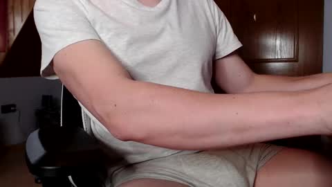 Snapshot of thedome372 chatting on March 12, 2025, 12:36 pm thedome372 online show from March 12, 2025, 12:36 pm