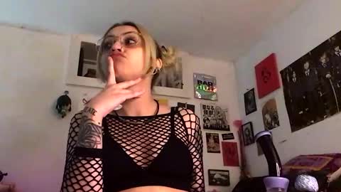 KIng Venus online show from December 29, 2024, 2:38 am