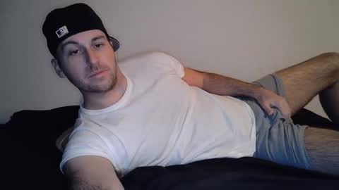 Snapshot of theetwohander chatting on February 26, 2025, 6:04 am Theetwohander online show from February 26, 2025, 6:04 am