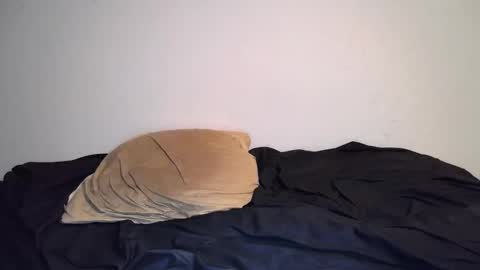 Snapshot of theetwohander chatting on February 28, 2025, 11:14 am Theetwohander online show from February 28, 2025, 11:14 am