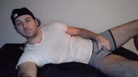 Snapshot of theetwohander chatting on March 6, 2025, 12:00 am Theetwohander online show from March 6, 2025, 12:00 am