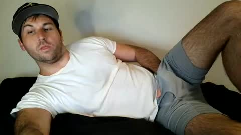Theetwohander online show from June 17, 2026, 2:47 am