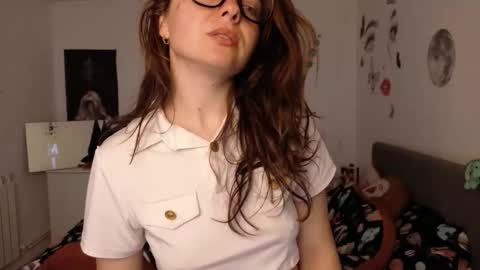 TheFarmergirl online show from May 2, 2026, 4:28 am
