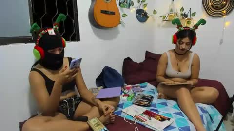 Snapshot of thefenix_jyk chatting on December 15, 2024, 8:52 am Ariamapola88 online show from December 15, 2024, 8:52 am