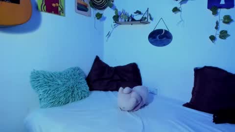 Snapshot of thefenix_jyk chatting on November 1, 2025, 12:12 am Ariamapola88 online show from November 1, 2025, 12:12 am