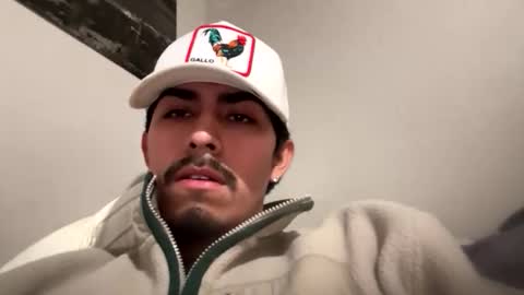 Snapshot of theglorious2002 chatting on November 25, 2025, 9:26 pm theglorious2002 online show from November 25, 2025, 9:26 pm