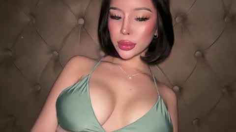 Snapshot of thegreat_legacy chatting on March 12, 2026, 10:54 am Elle dont forget to folloW me and thumbs up online show from March 12, 2026, 10:54 am