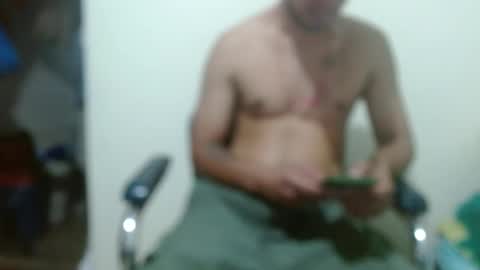 thehousedog online show from October 3, 2025, 10:40 pm