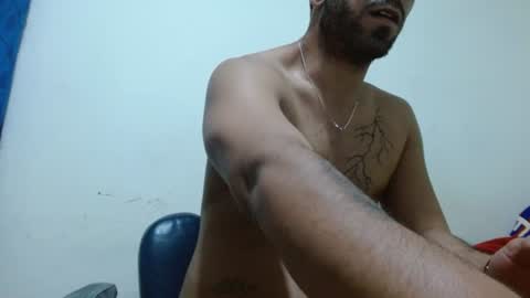 Snapshot of thehousedog chatting on July 8, 2026, 10:25 pm thehousedog online show from July 8, 2026, 10:25 pm