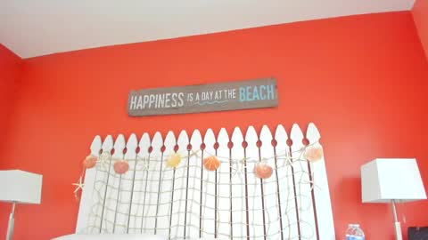 Snapshot of theislandgirl chatting on December 31, 2024, 8:12 pm Lily Marie online show from December 31, 2024, 8:12 pm