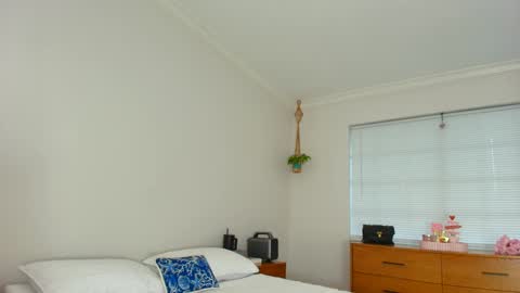 Snapshot of theislandgirl chatting on January 22, 2025, 7:24 pm Lily Marie online show from January 22, 2025, 7:24 pm