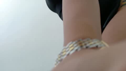 Snapshot of theislandgirl chatting on September 27, 2025, 7:30 pm Lily Marie online show from September 27, 2025, 7:30 pm