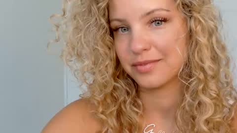 Lily Marie online show from June 17, 2026, 9:16 pm
