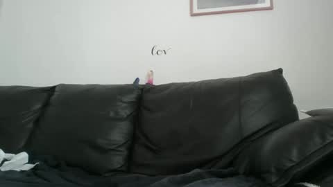 theitalianx95x online show from March 30, 2026, 9:10 am