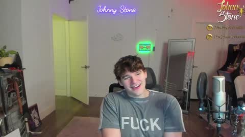 Snapshot of thejohnnystone chatting on December 13, 2024, 1:26 am Johnny Stone online show from December 13, 2024, 1:26 am