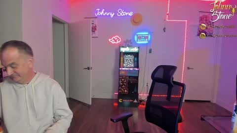 Snapshot of thejohnnystone chatting on January 21, 2025, 1:29 am Johnny Stone online show from January 21, 2025, 1:29 am