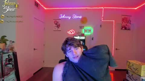 Snapshot of thejohnnystone chatting on February 19, 2025, 1:18 am Johnny Stone online show from February 19, 2025, 1:18 am