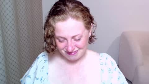 Ella online show from September 17, 2025, 7:04 pm