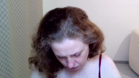 Ella online show from April 5, 2026, 8:39 pm