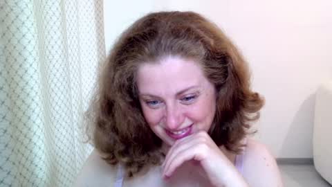 Snapshot of theladysblush chatting on May 22, 2026, 7:59 am Ella online show from May 22, 2026, 7:59 am