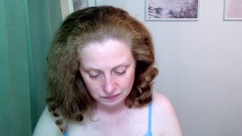 Snapshot of theladysblush chatting on July 26, 2026, 8:21 am Ella online show from July 26, 2026, 8:21 am