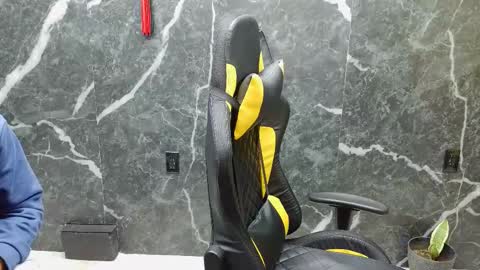 Snapshot of thelitoshowofficial chatting on January 19, 2026, 2:04 am thelitoshowofficial online show from January 19, 2026, 2:04 am