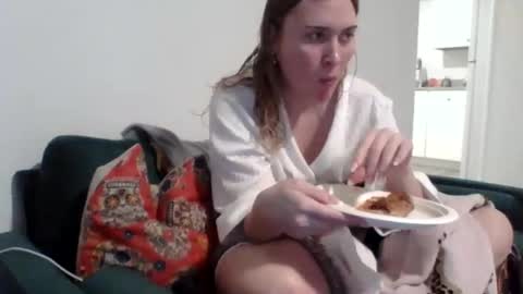 Little Bambii online show from March 16, 2026, 11:53 pm