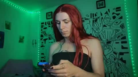 Lucy Lucy online show from October 22, 2025, 2:34 am