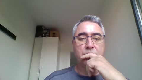 Snapshot of themohican chatting on April 25, 2026, 1:36 pm Themohican online show from April 25, 2026, 1:36 pm