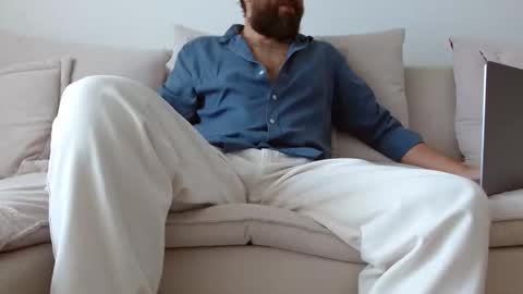 TheMonarchGoat online show from October 14, 2025, 8:37 am