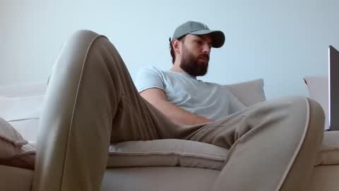 TheMonarchGoat online show from October 27, 2025, 8:18 am