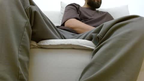 TheMonarchGoat online show from December 19, 2025, 7:21 pm